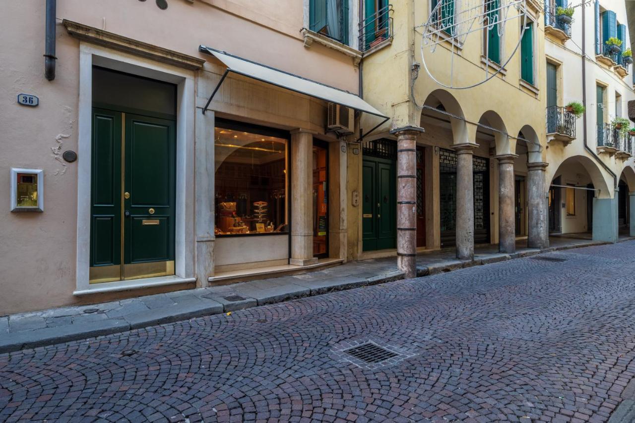 Piazza Delle Erbe Central Apartment 帕多瓦 外观 照片